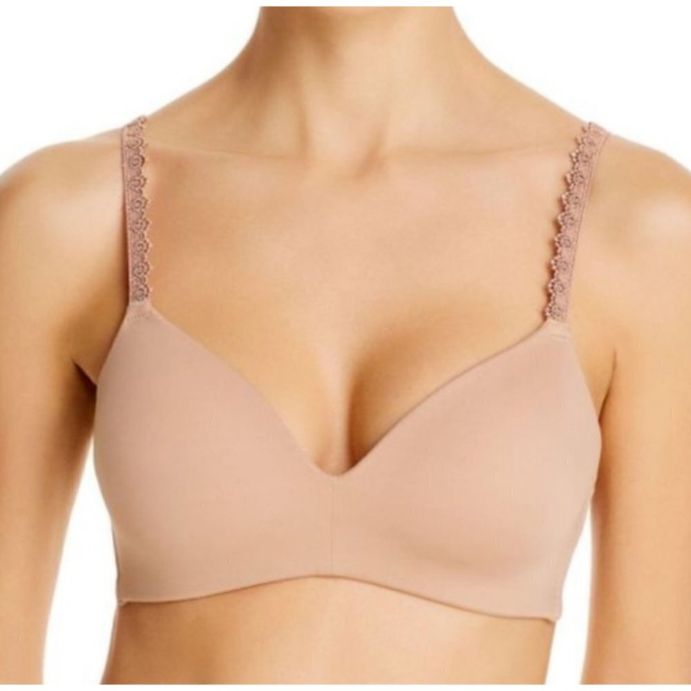 Wacoal Beige/Nude Level Up Wire-Free Bra Size 34DD EUC